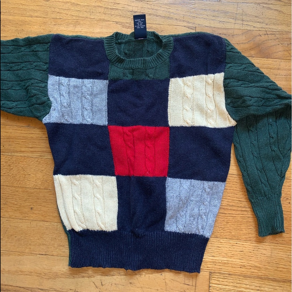 Y2K Sweater size 6 from pet free smoke free home.